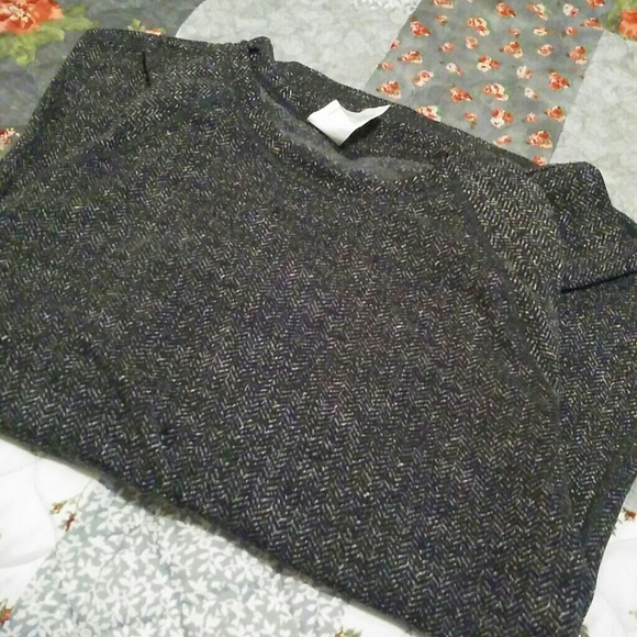 Black & Gray Sweater - Picture 2 of 5